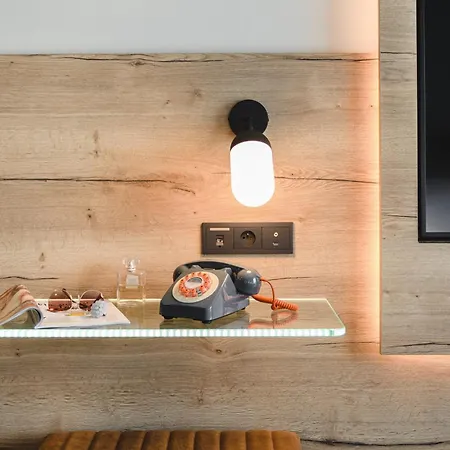 Moxy Airport 3* Poznań