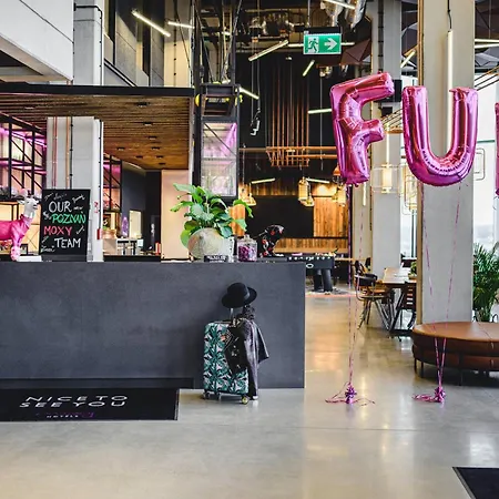 Moxy Airport Ξενοδοχείο