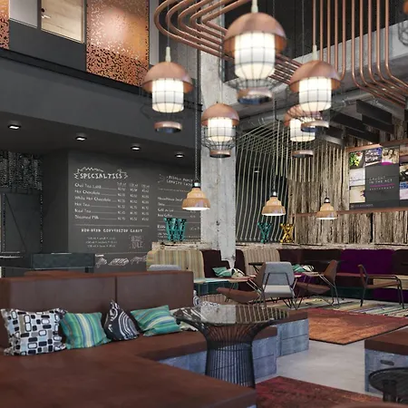 Moxy Airport 3* Poznan