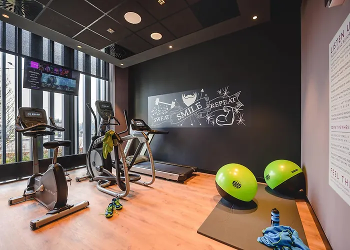 Moxy Airport Otel Poznan