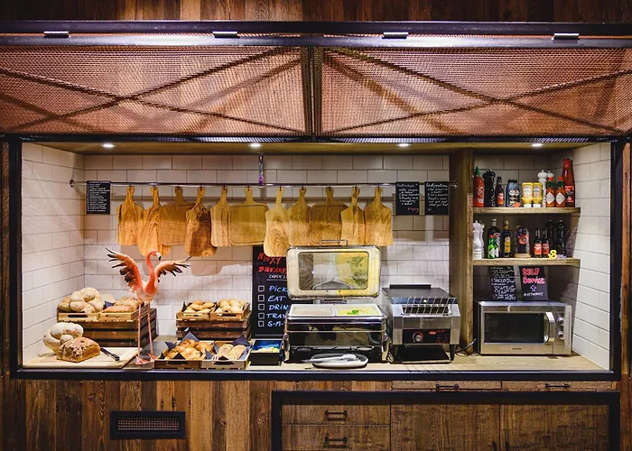 Moxy Airport Szálloda Poznań